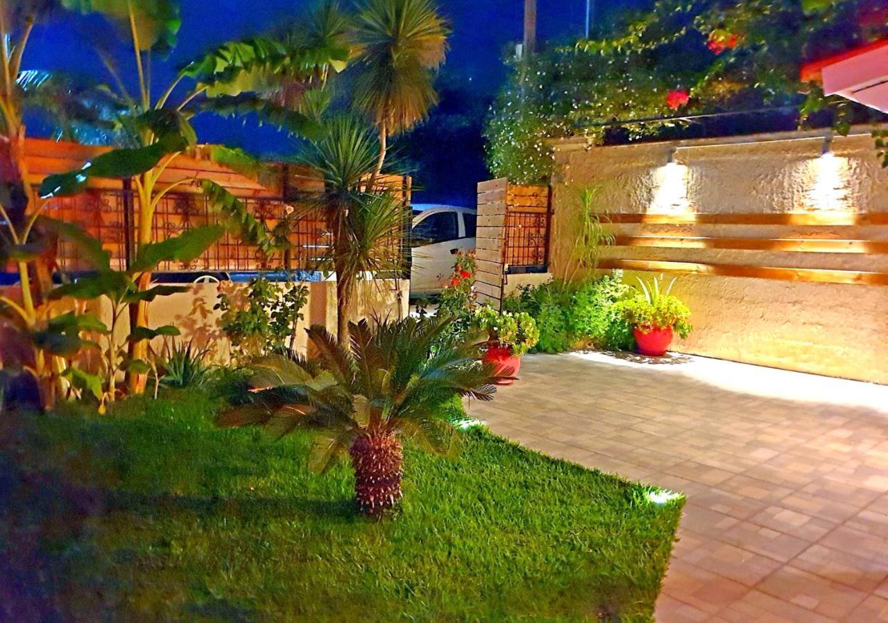 Aloe House Lakithra Villa ภายนอก รูปภาพ